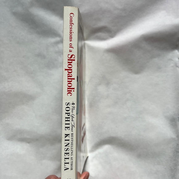 BARGAIN: FUN READING! 3 by S Kinsella + Shoe Addicts Anonymous by B Harbison - Picture 12 of 16